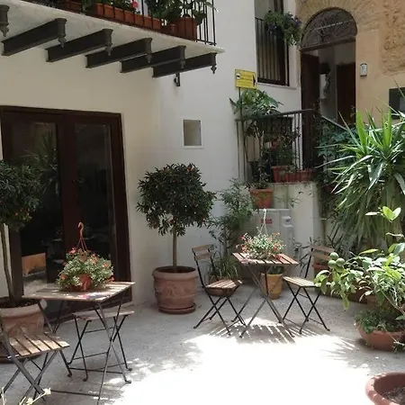 Bed and Breakfast Mille E Una Notte Αγκριτζέντο